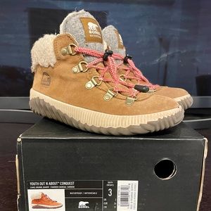 Sorel Out and About Waterproof Snowboots - Brown, 3